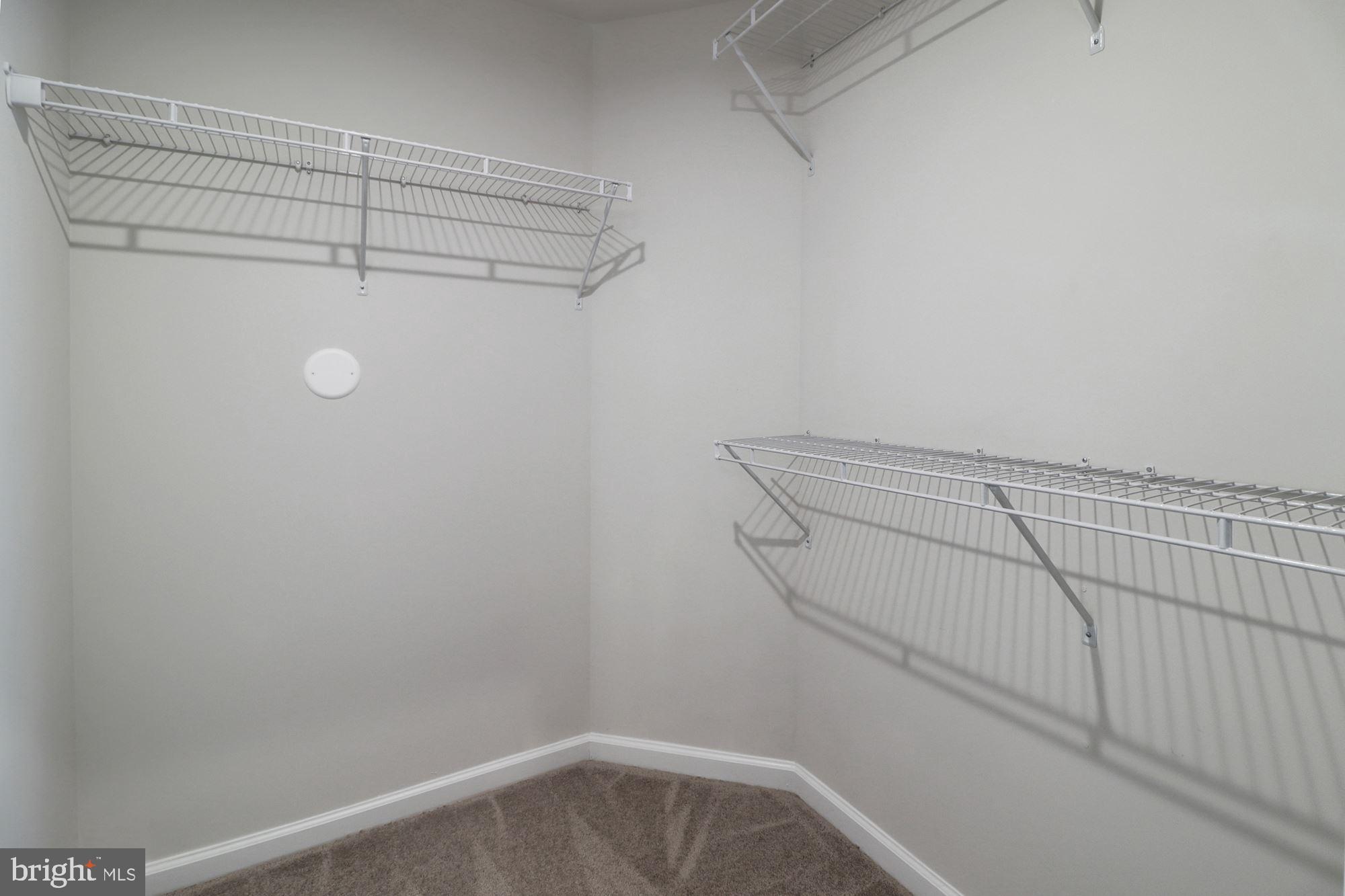 ELLICOTTS RETREAT - Residential