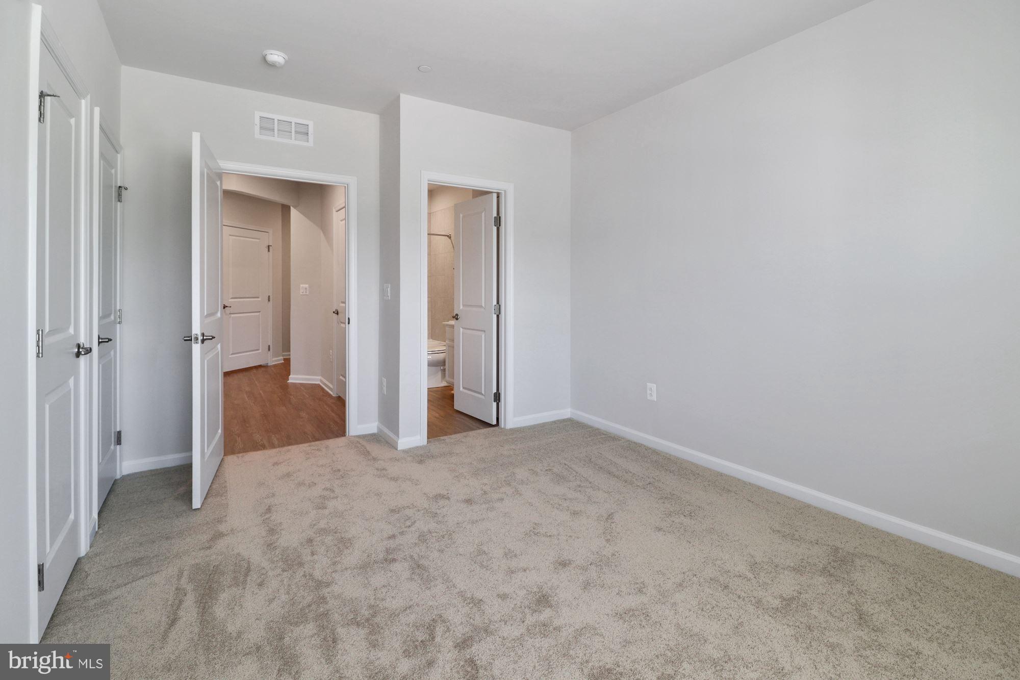 ELLICOTTS RETREAT - Residential