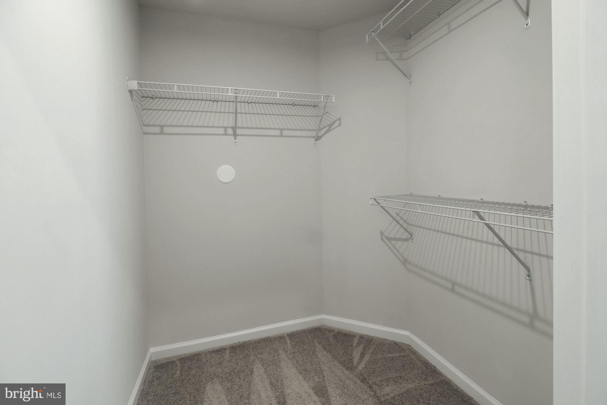 ELLICOTTS RETREAT - Residential