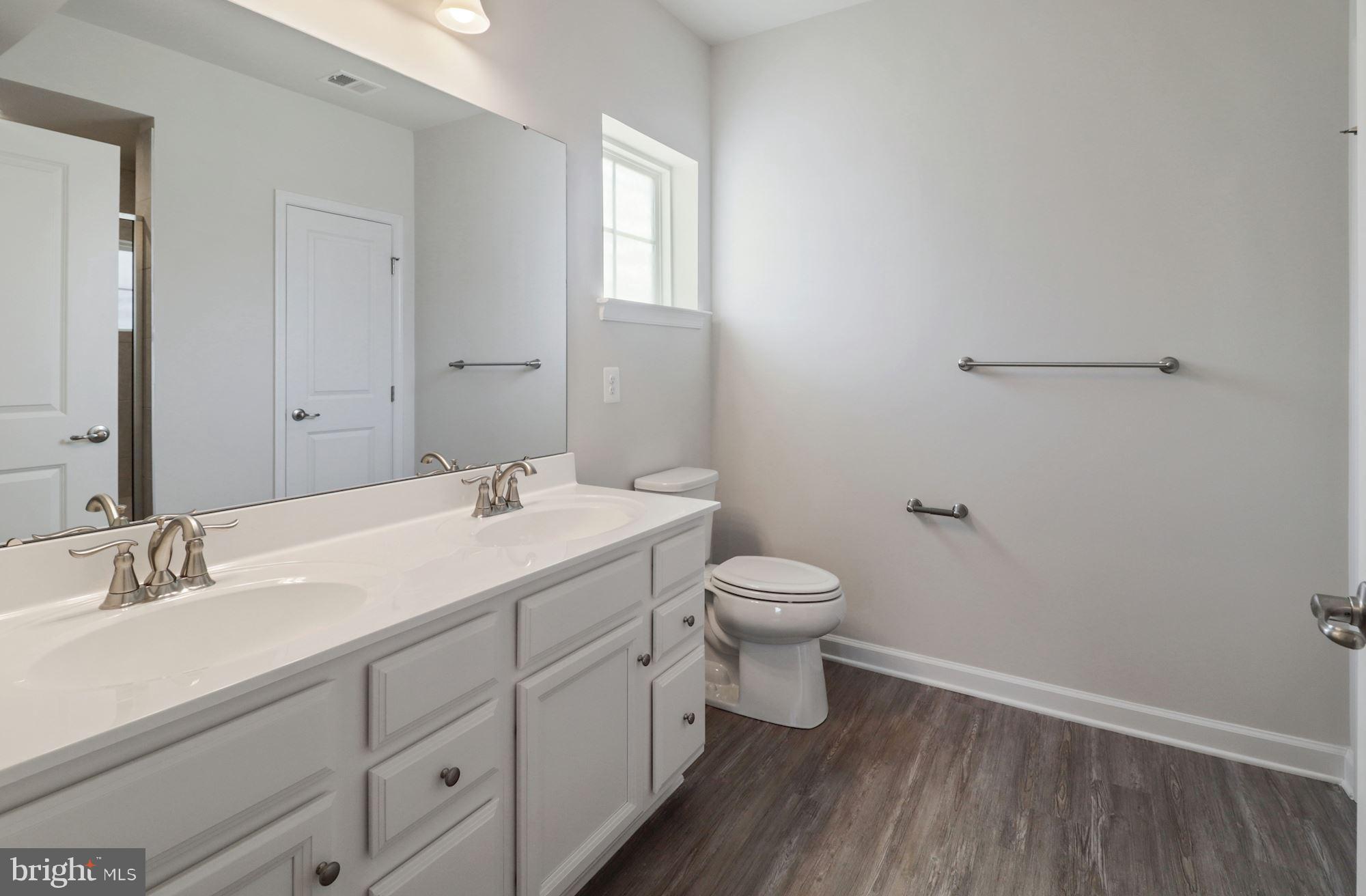 ELLICOTTS RETREAT - Residential