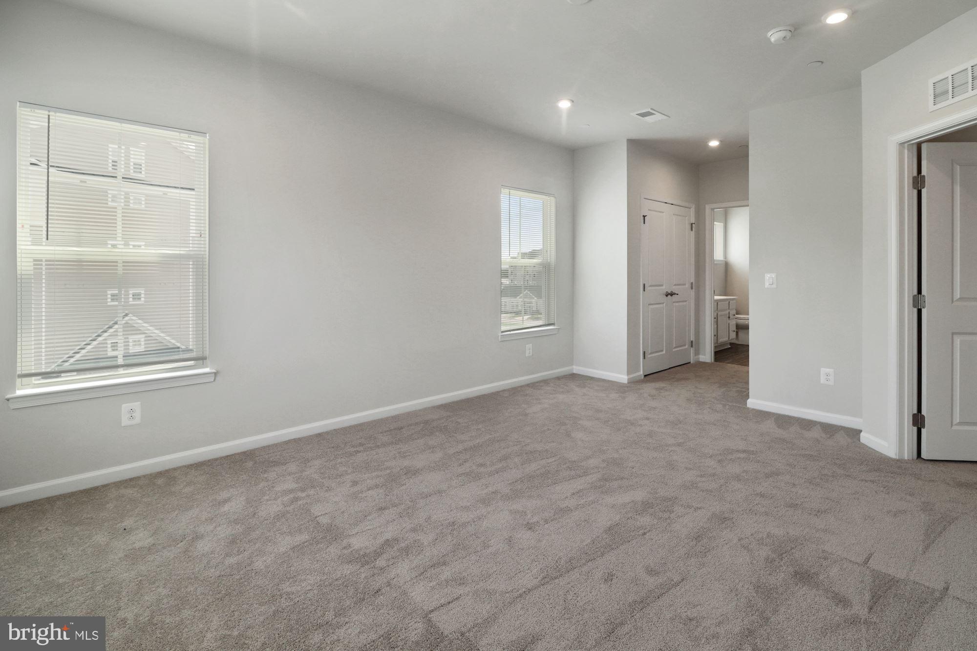 ELLICOTTS RETREAT - Residential