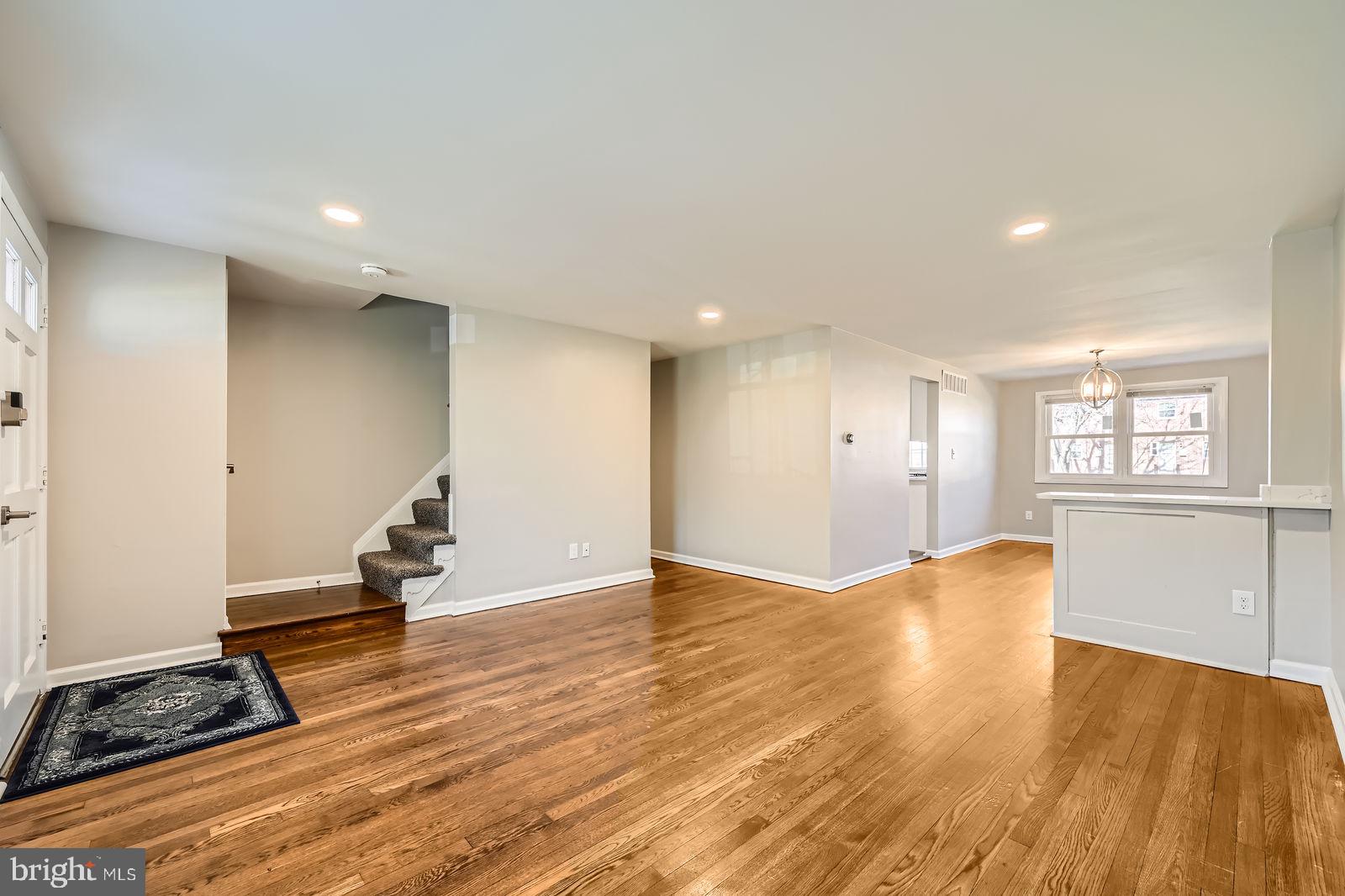 FOX RIDGE MANOR - Residential Lease