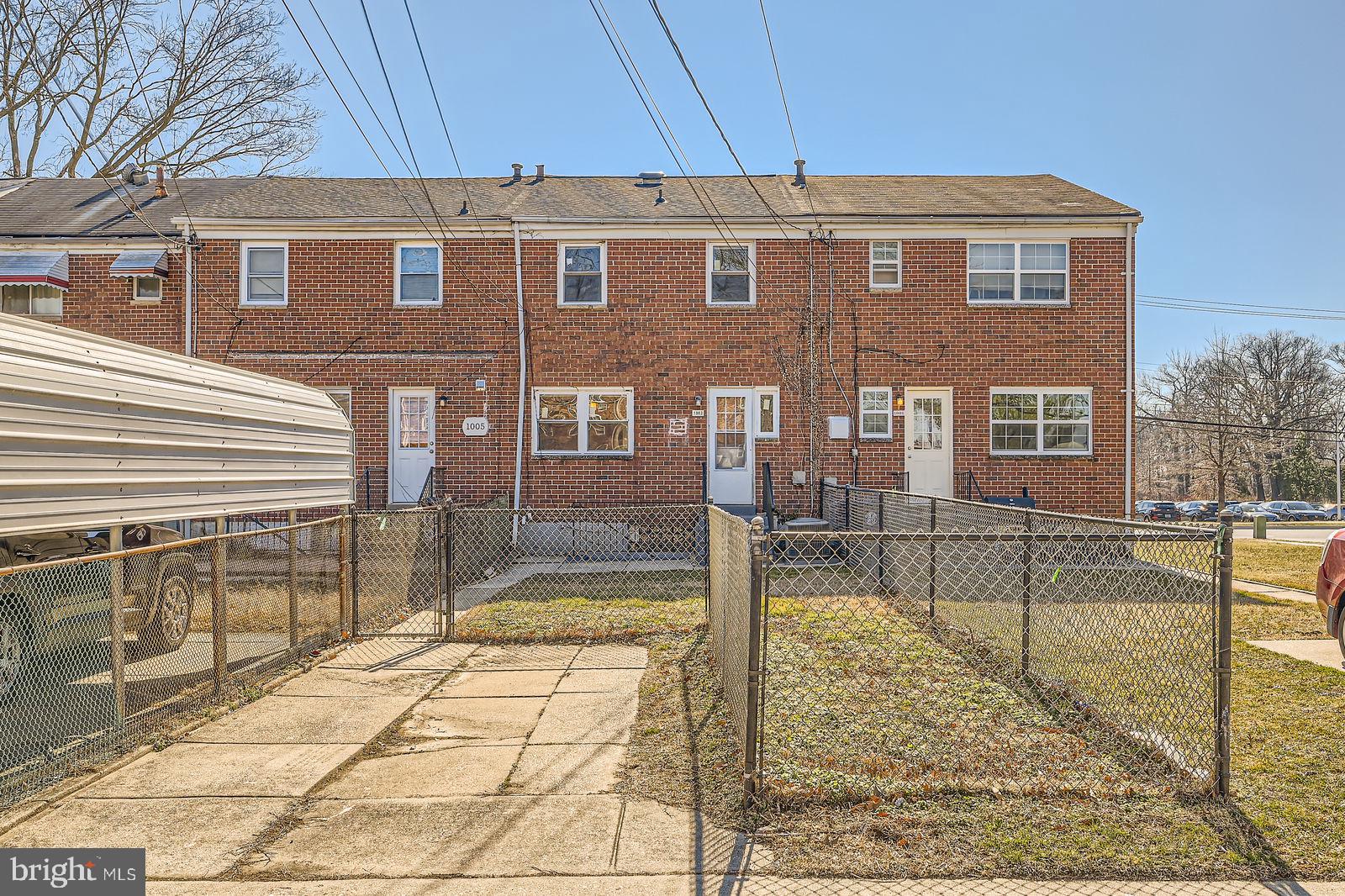 FOX RIDGE MANOR - Residential Lease