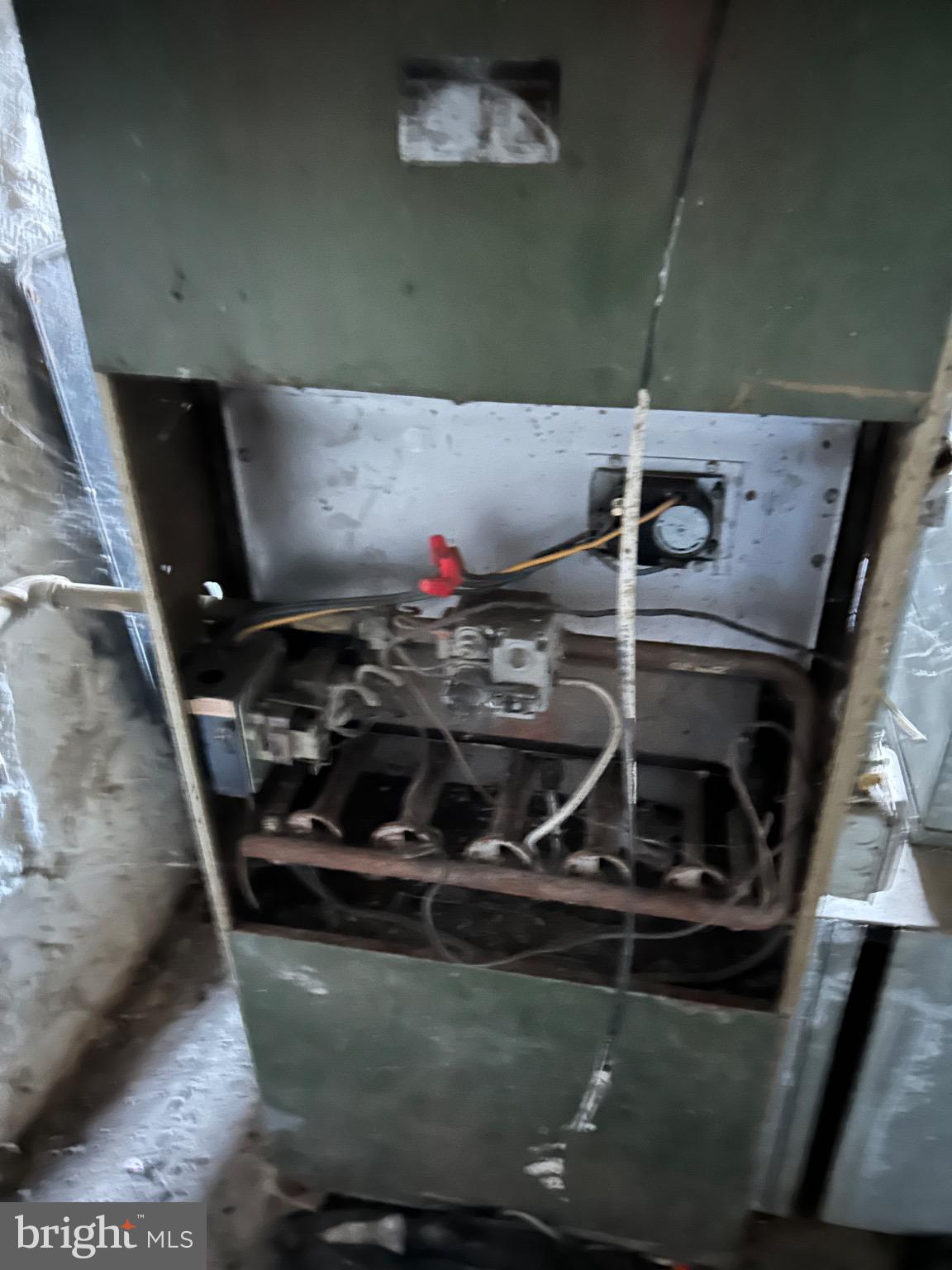 HIGHLANDTOWN - Residential