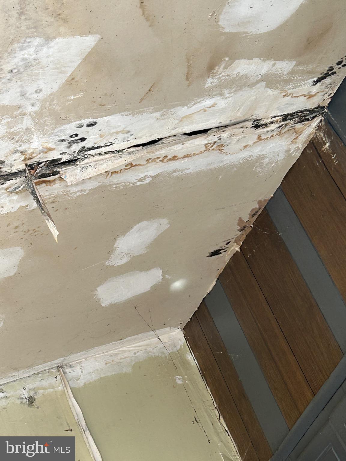 HIGHLANDTOWN - Residential