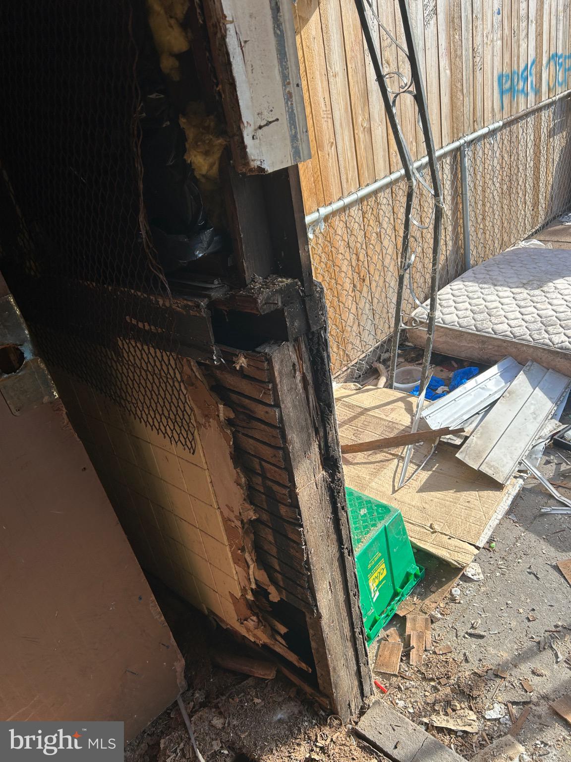 HIGHLANDTOWN - Residential