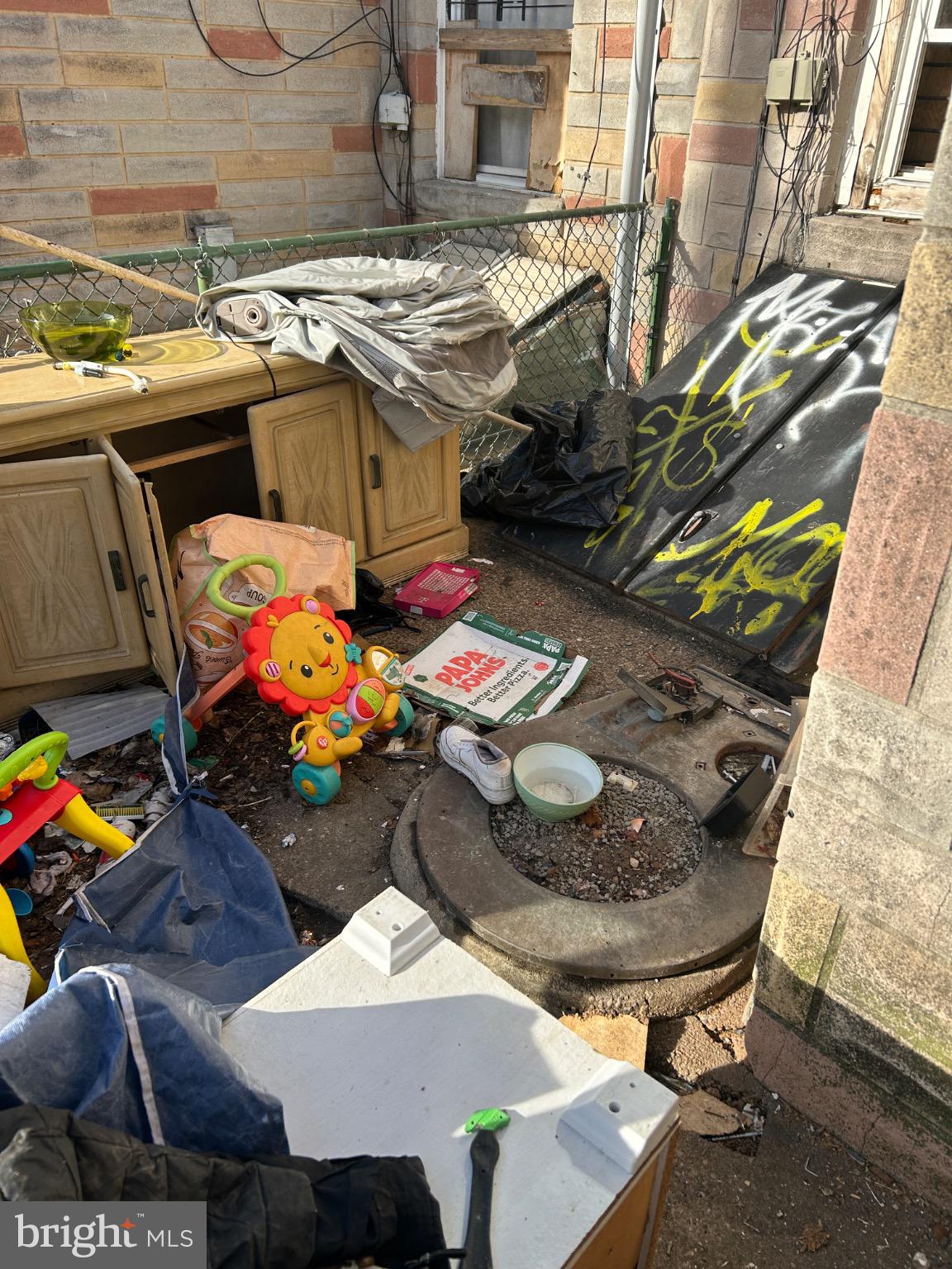 HIGHLANDTOWN - Residential