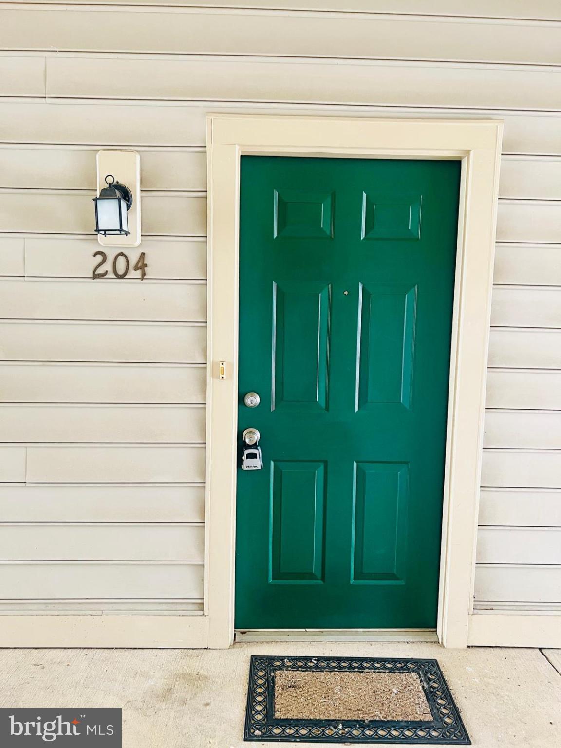 1049 GARDENVIEW LOOP 204