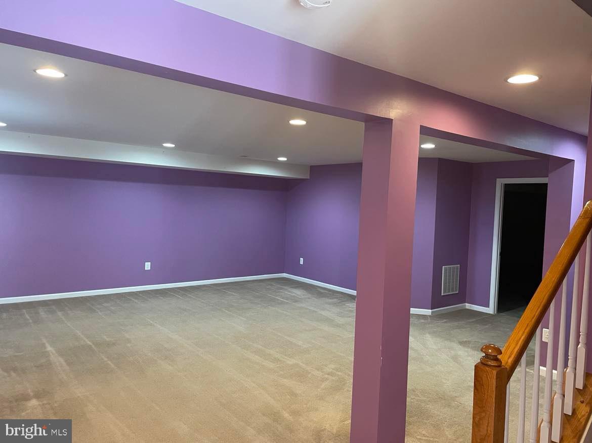 POTOMAC STATION - Residential Lease