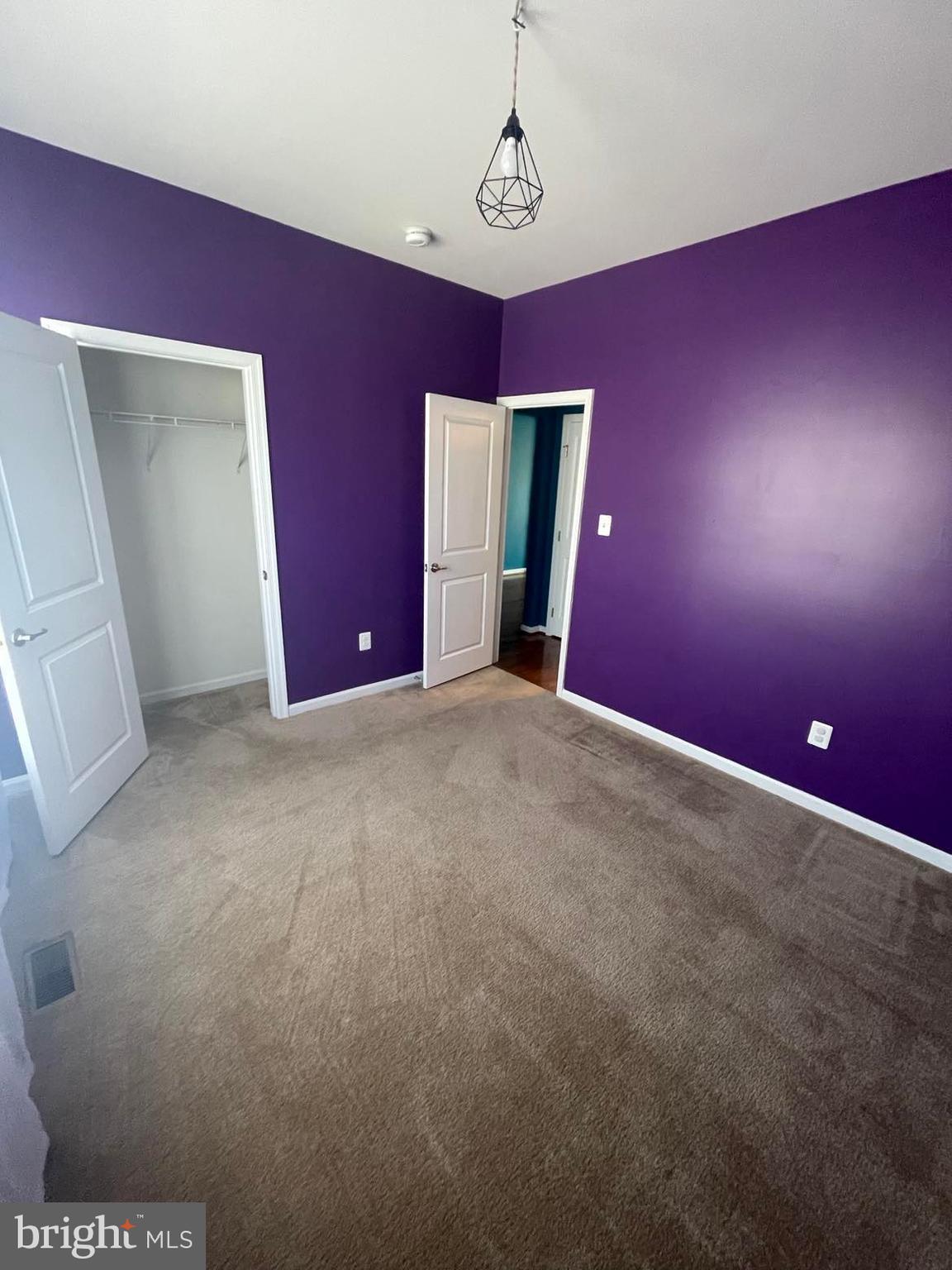 POTOMAC STATION - Residential Lease