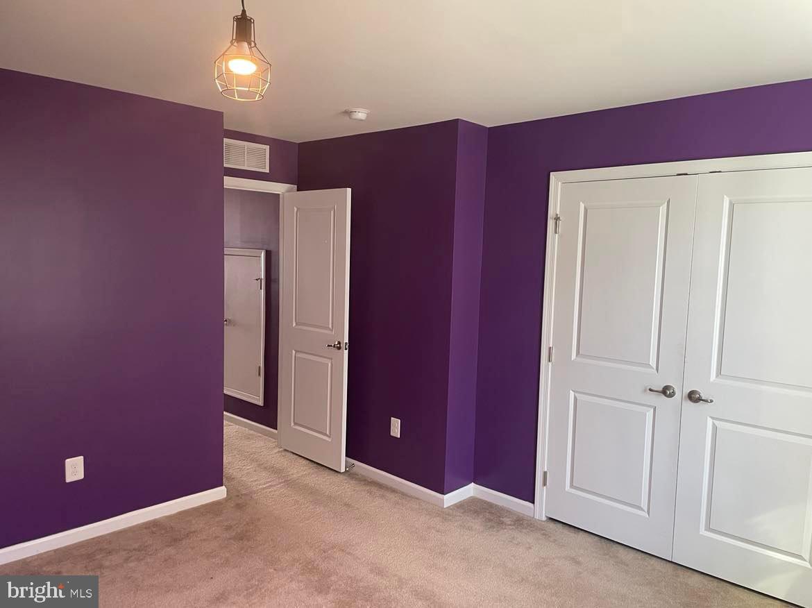 POTOMAC STATION - Residential Lease