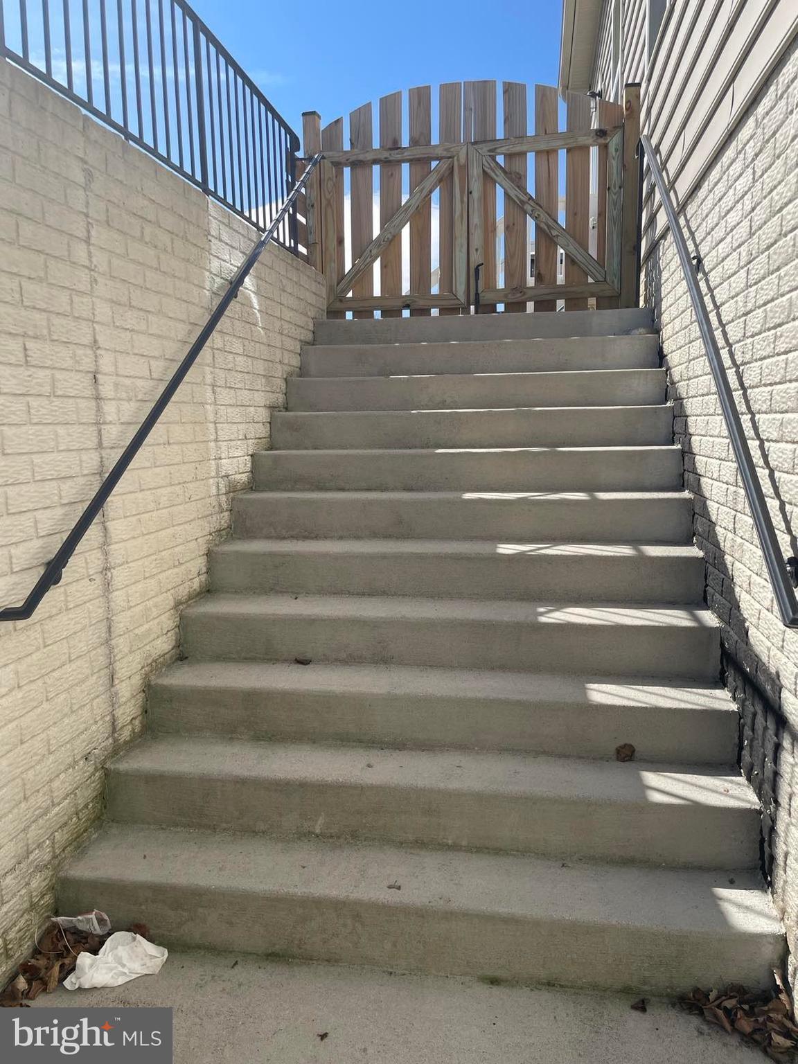 POTOMAC STATION - Residential Lease