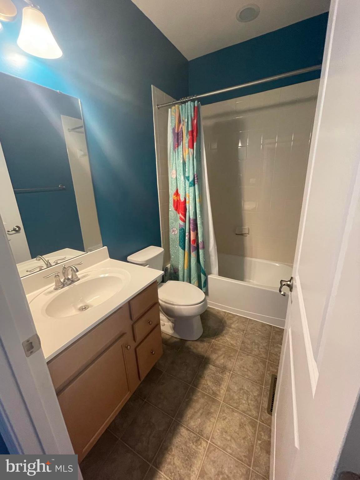 POTOMAC STATION - Residential Lease