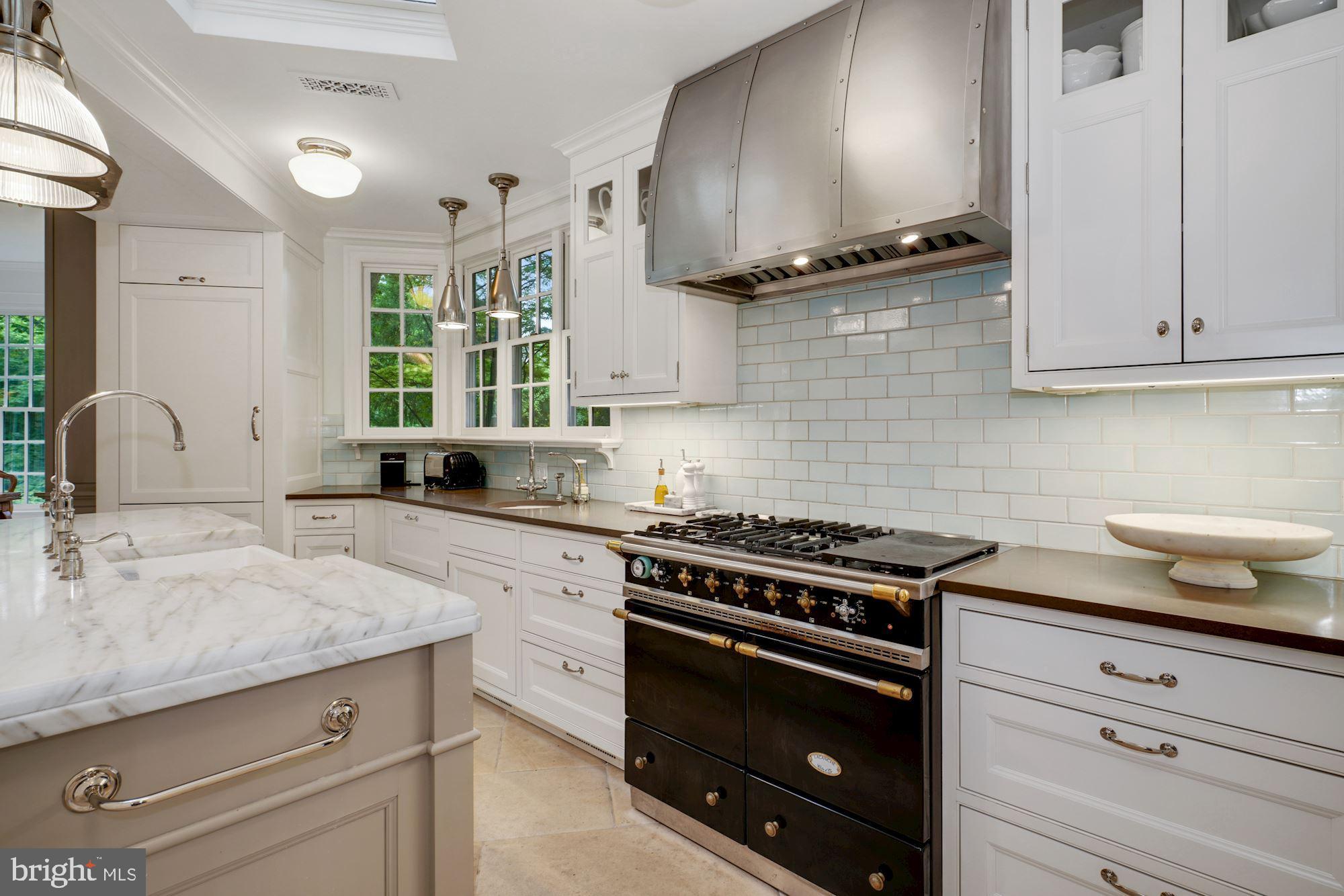 MASSACHUSETTS AVENUE HEIGHTS - Residential