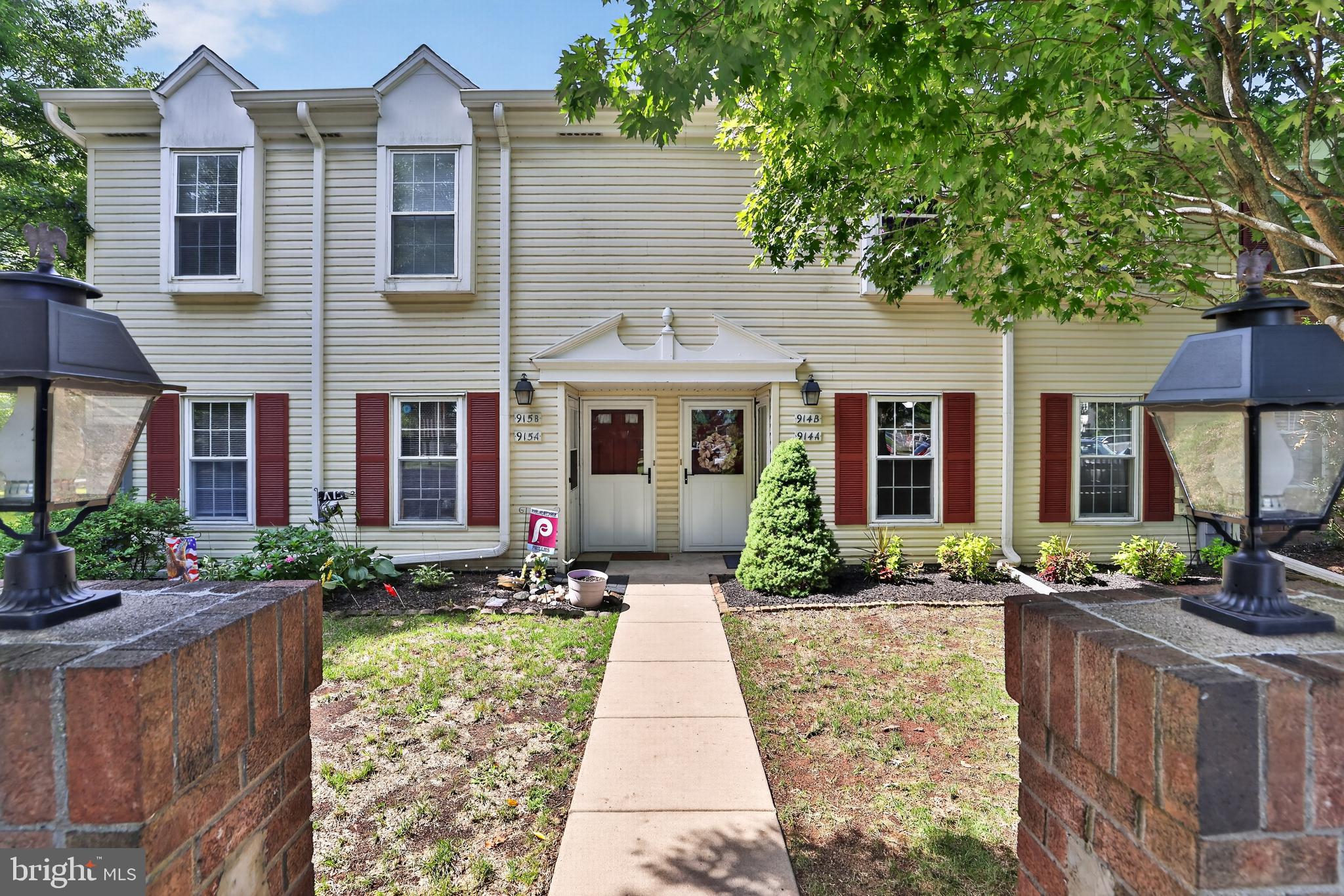 914 STOCKTON COURT A