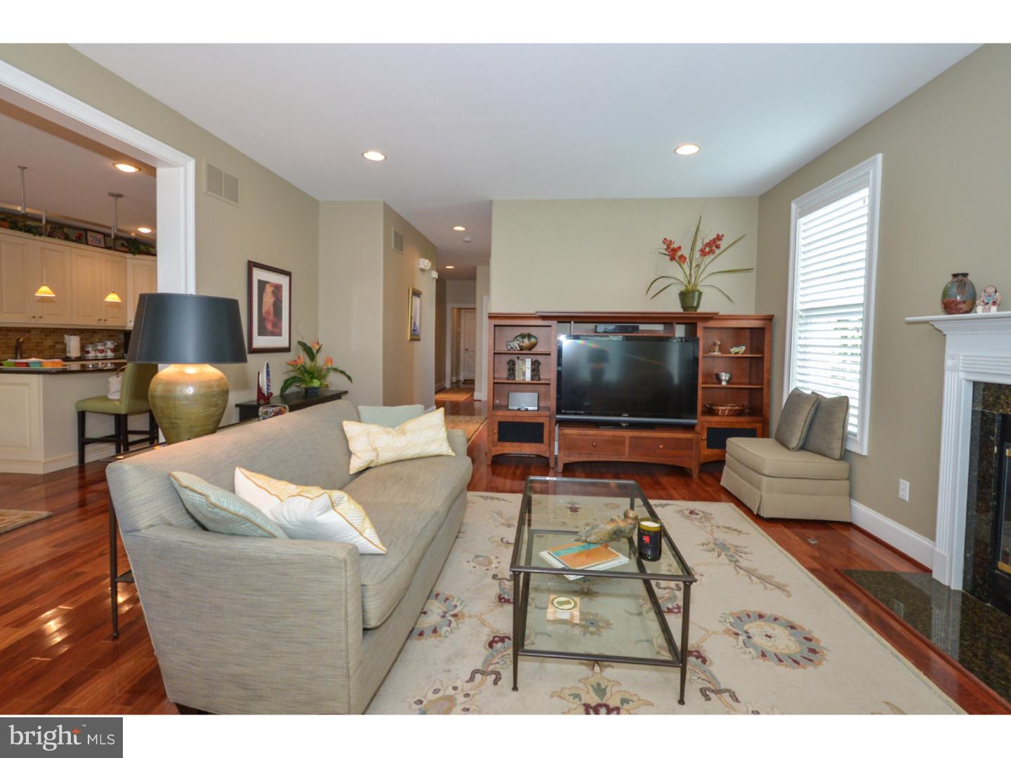 FOXCROFT OF BLUE B - Residential