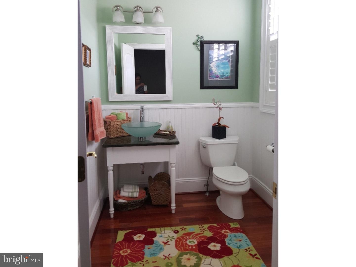 FOXCROFT OF BLUE B - Residential