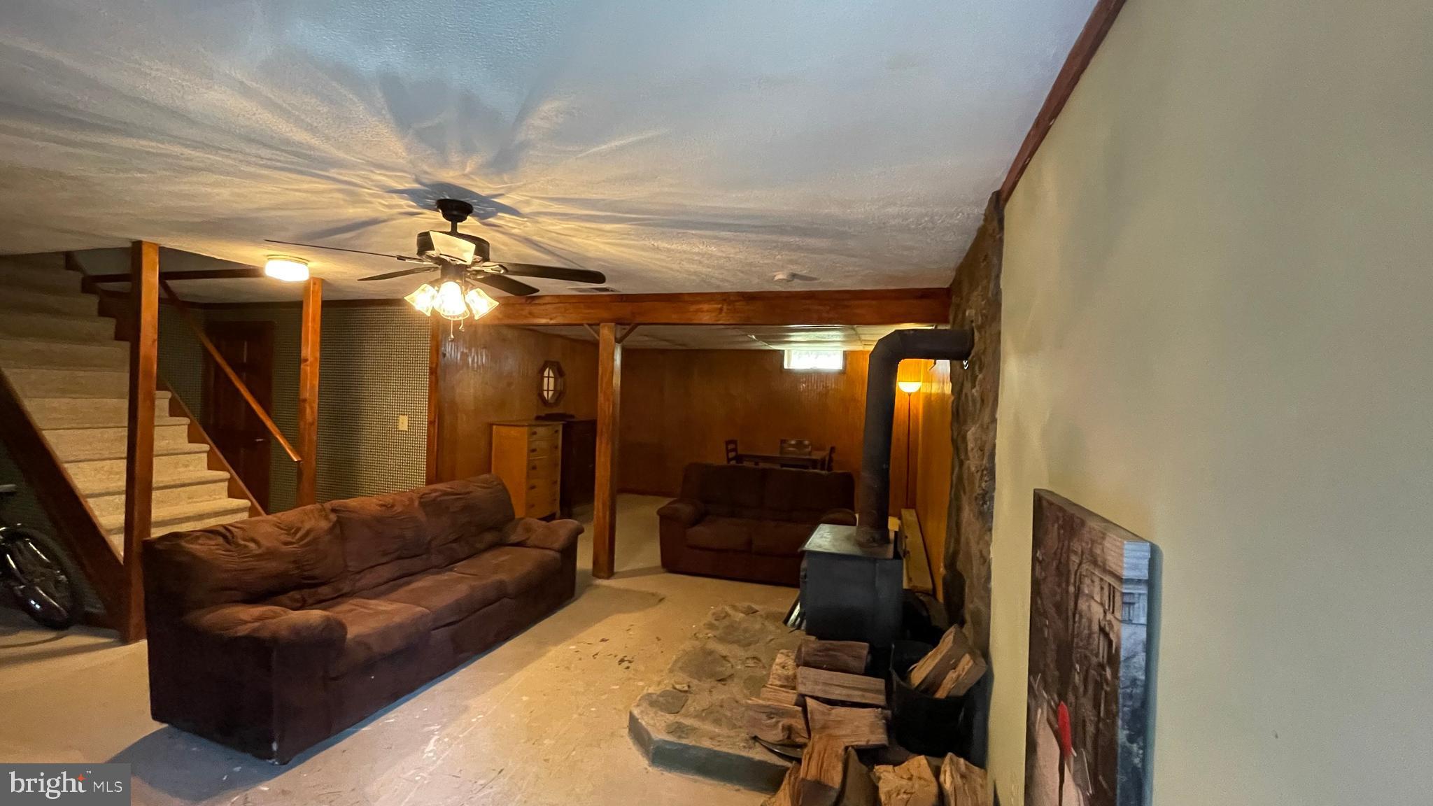 SKYLINE ORCHARDS - Residential