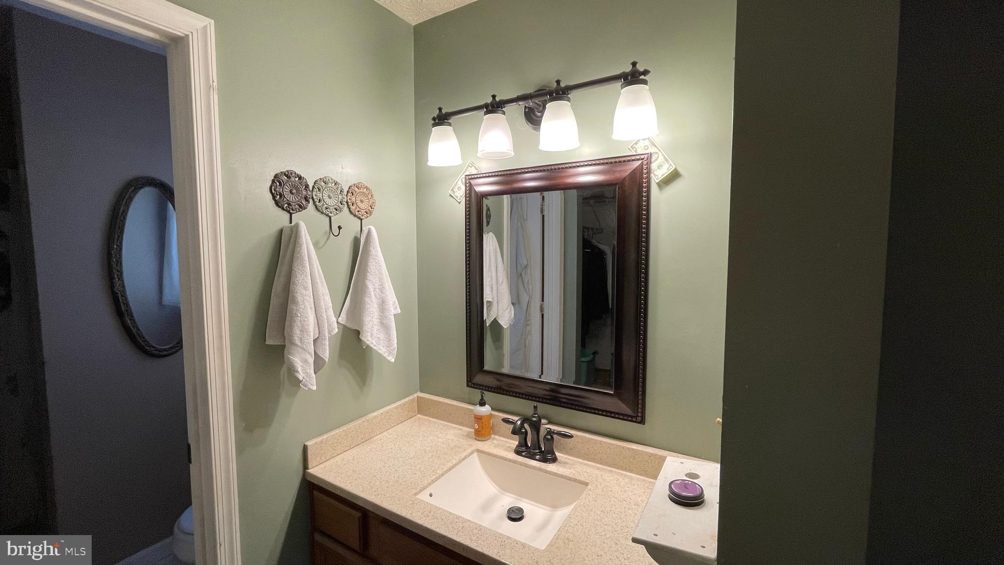 SKYLINE ORCHARDS - Residential