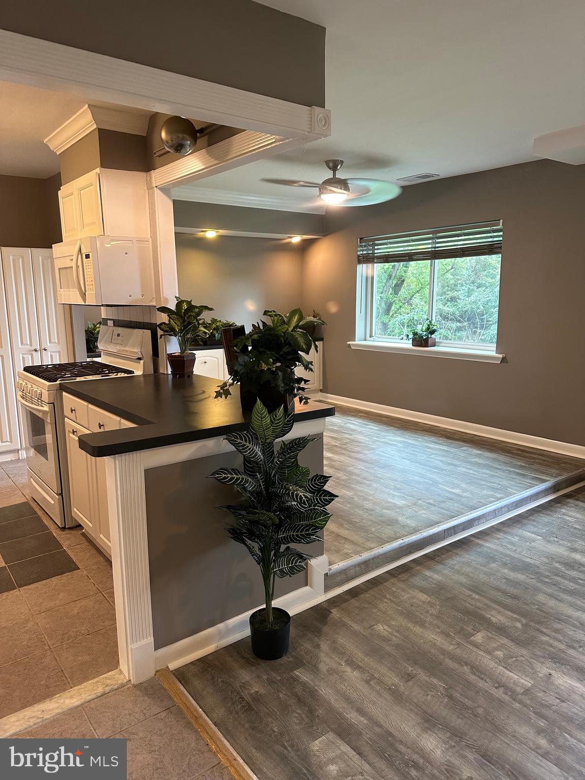 GATEWATER LANDING - Residential