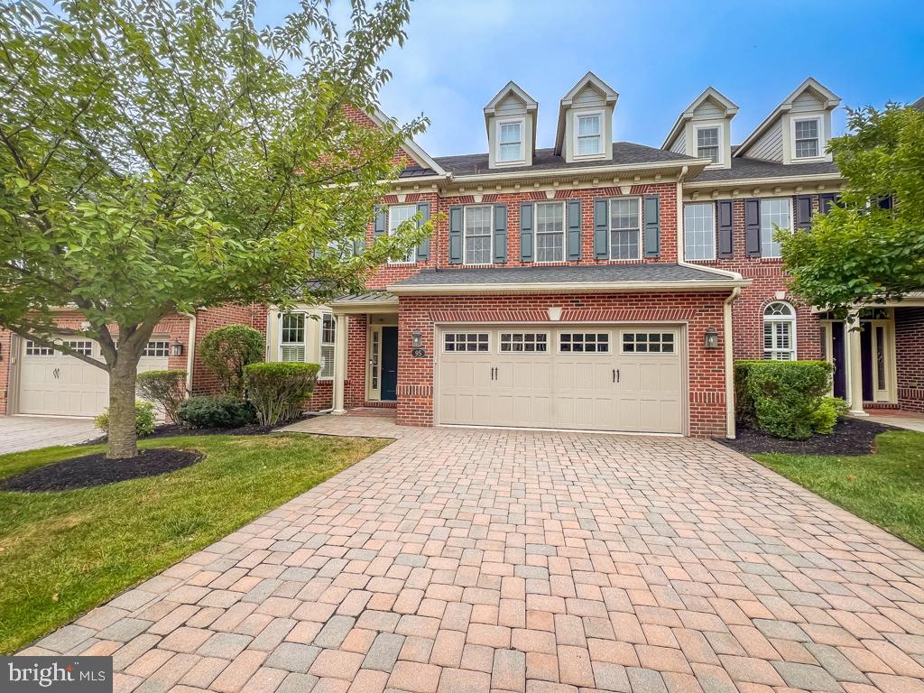 95 RITTENHOUSE CIRCLE