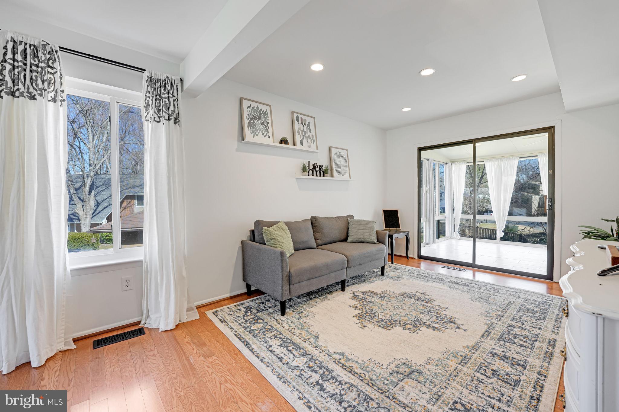 MONTCLAIR - Residential