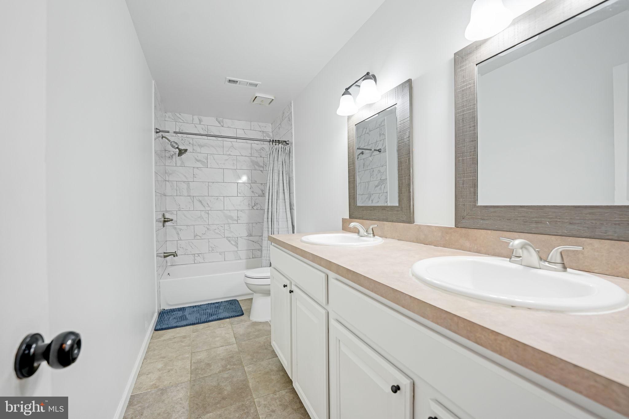 MONTCLAIR - Residential