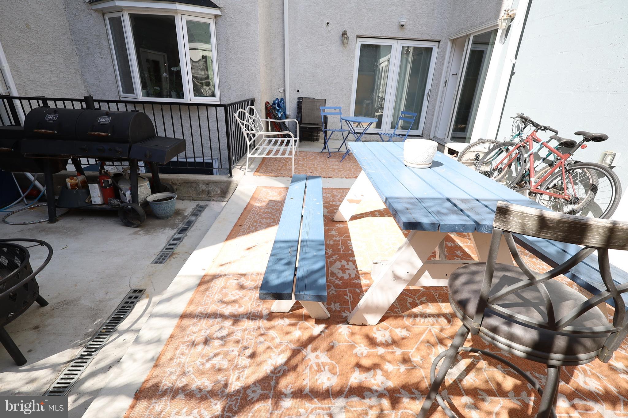 NORRIS SQUARE - Residential Lease