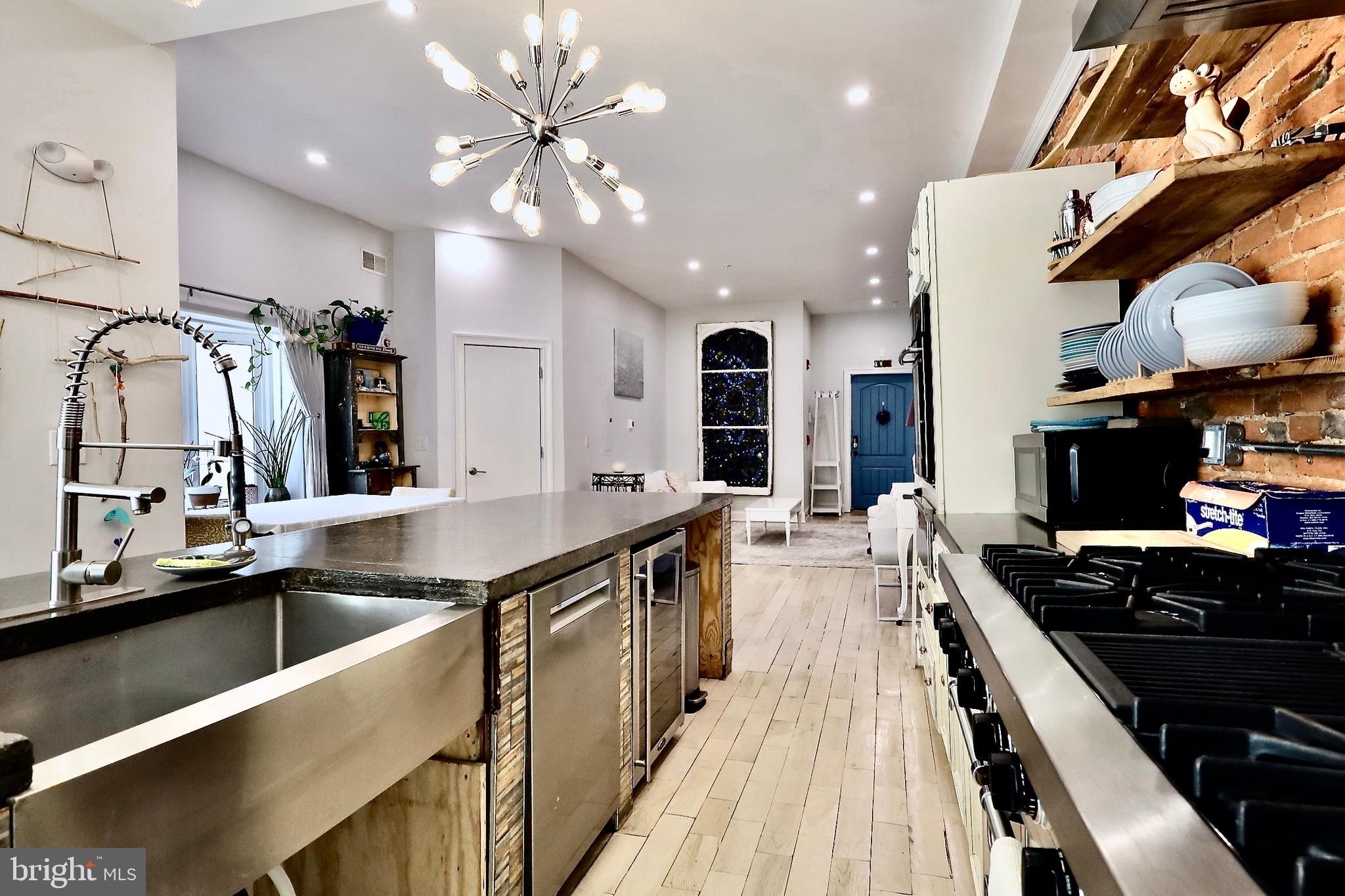 NORRIS SQUARE - Residential Lease