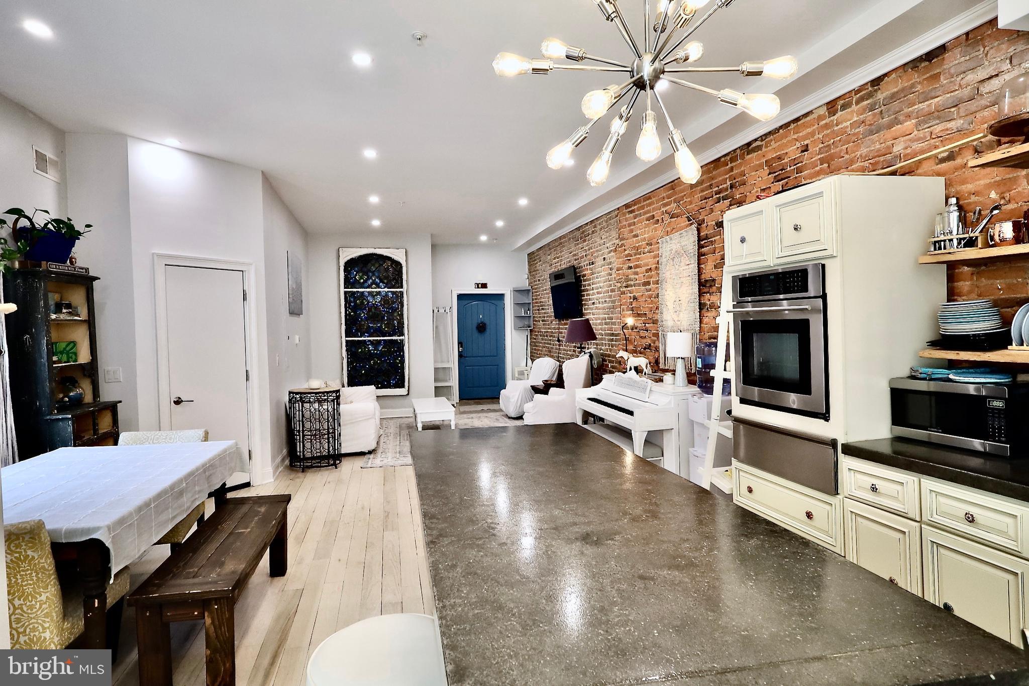 NORRIS SQUARE - Residential Lease