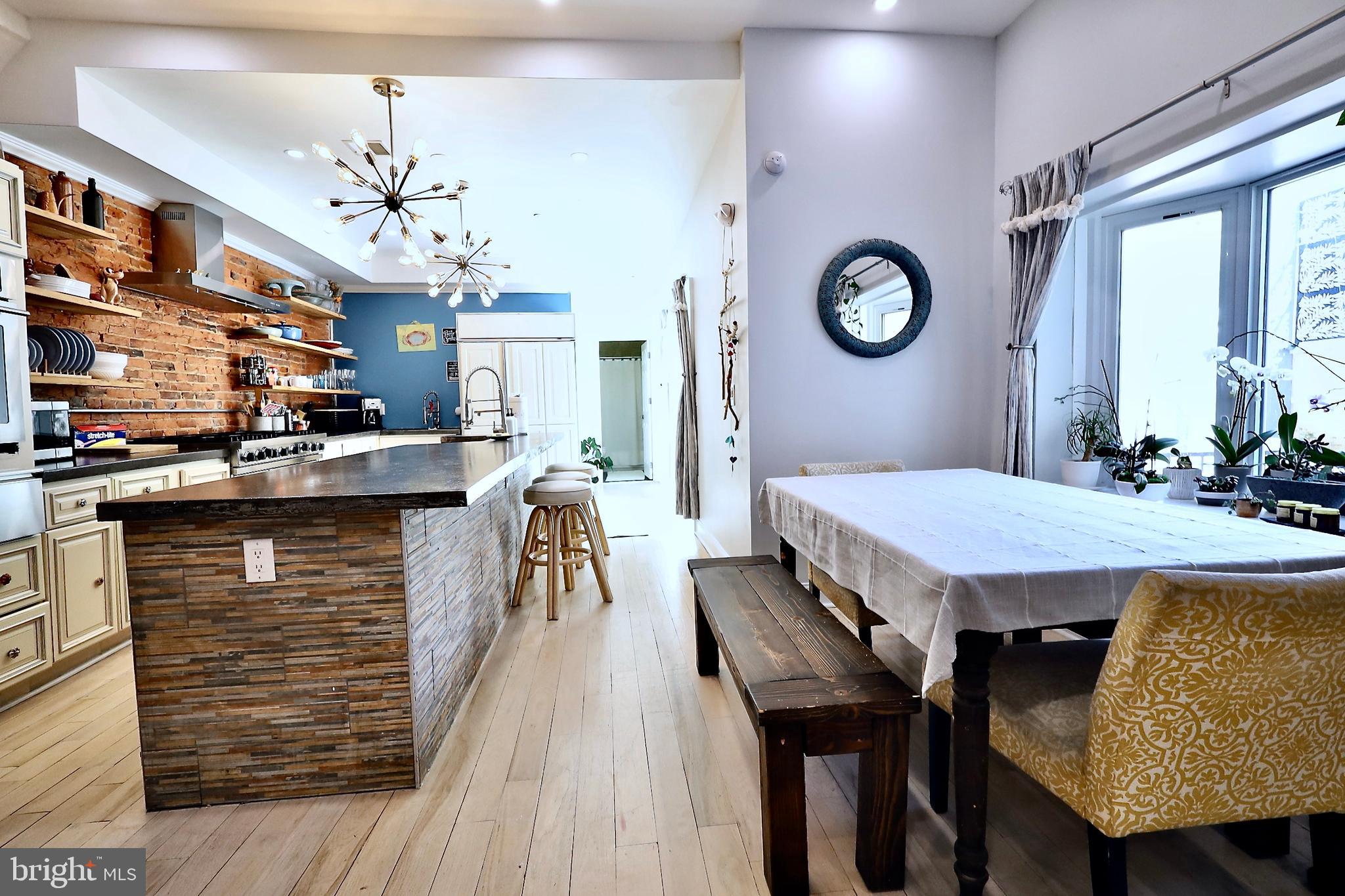 NORRIS SQUARE - Residential Lease