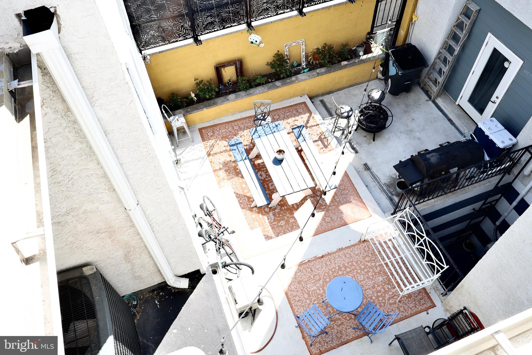 NORRIS SQUARE - Residential Lease