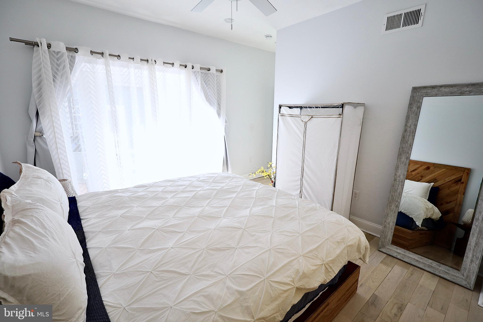 NORRIS SQUARE - Residential Lease