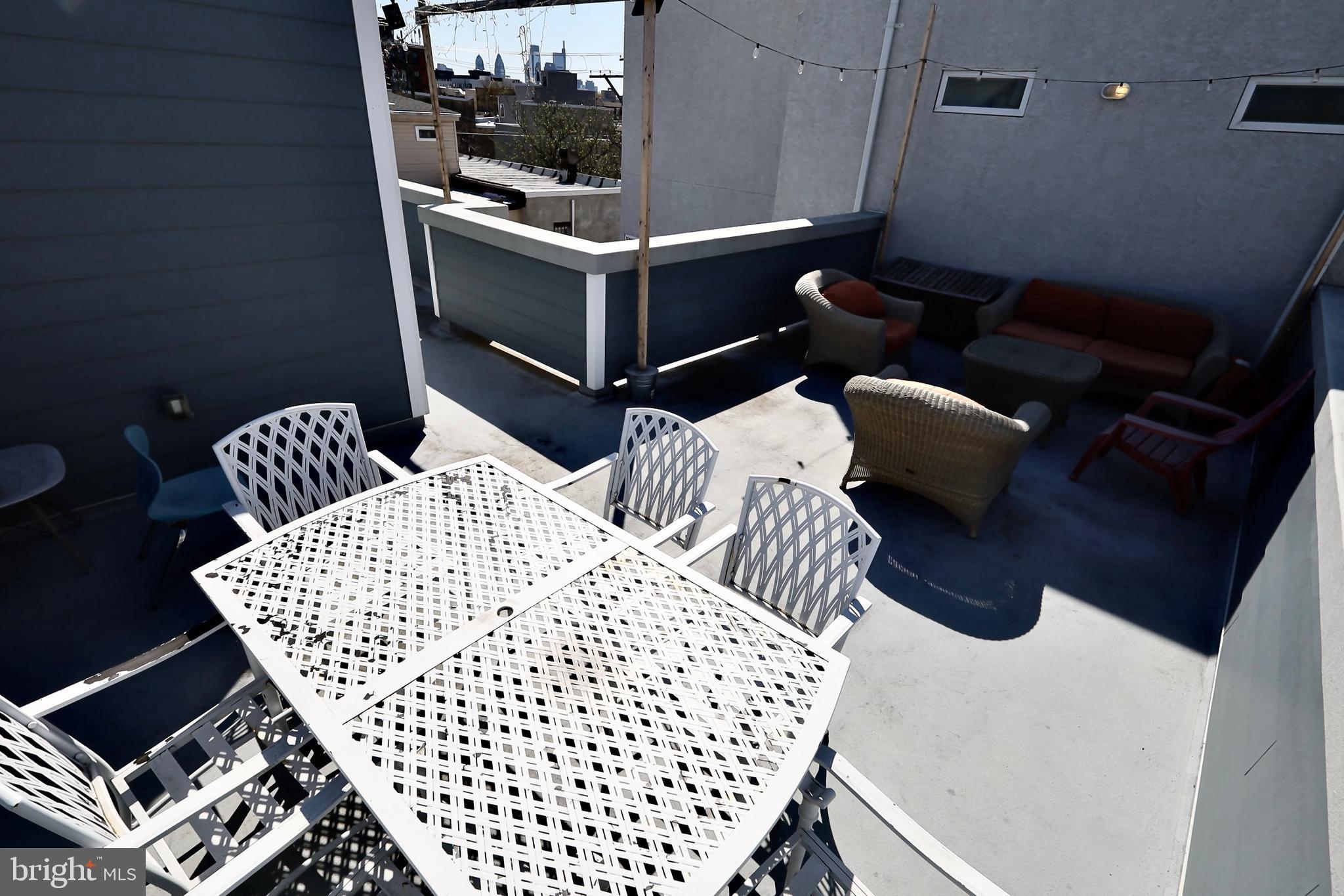 NORRIS SQUARE - Residential Lease