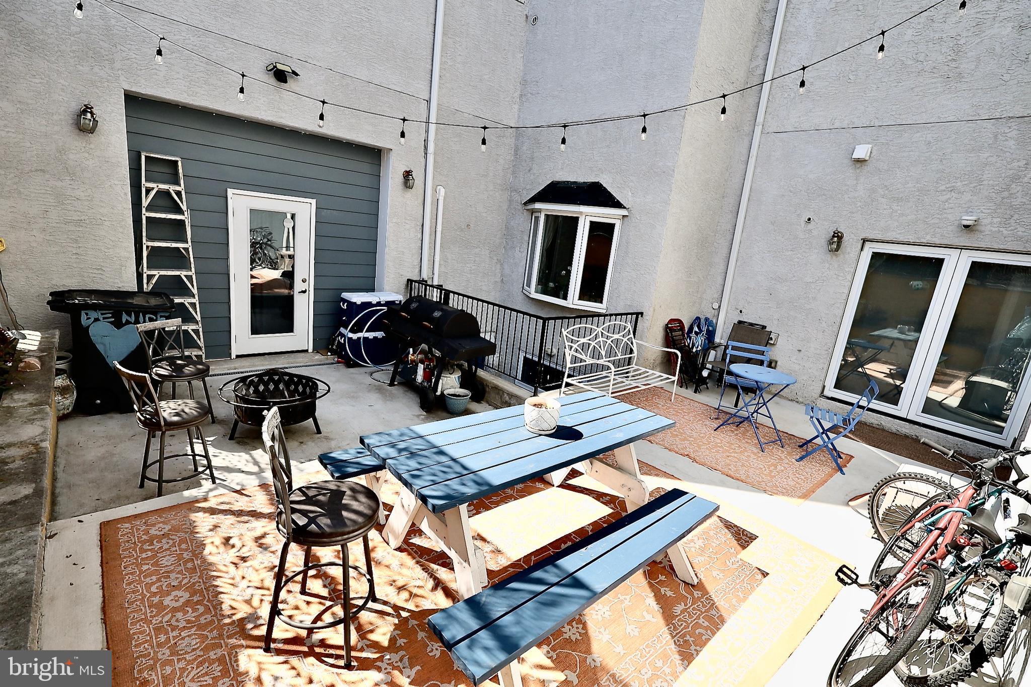 NORRIS SQUARE - Residential Lease