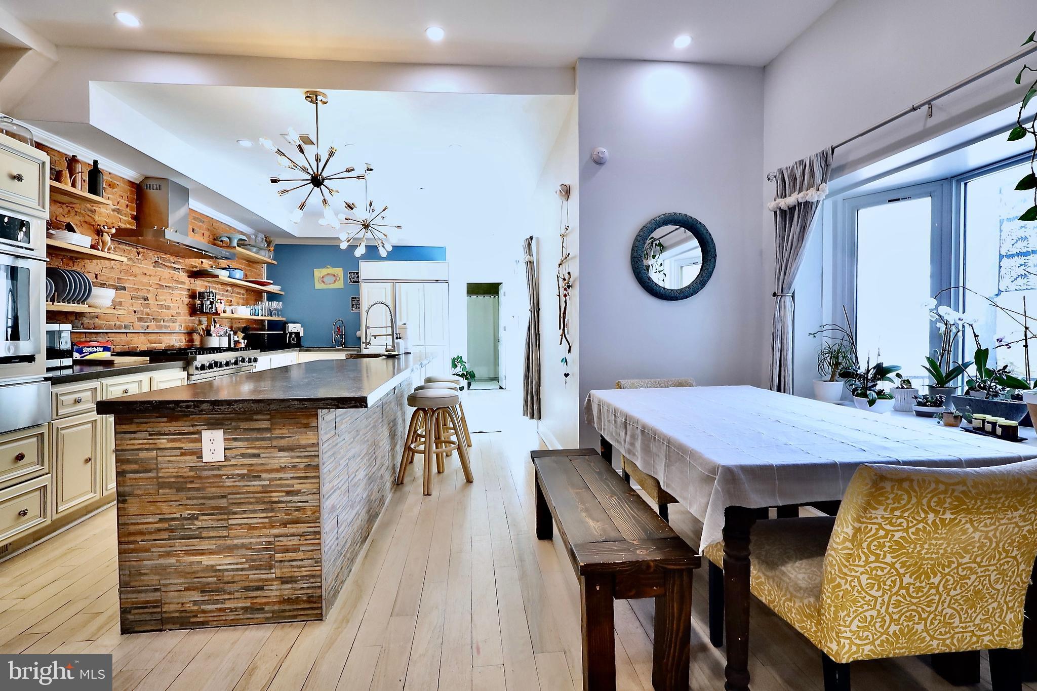 NORRIS SQUARE - Residential Lease