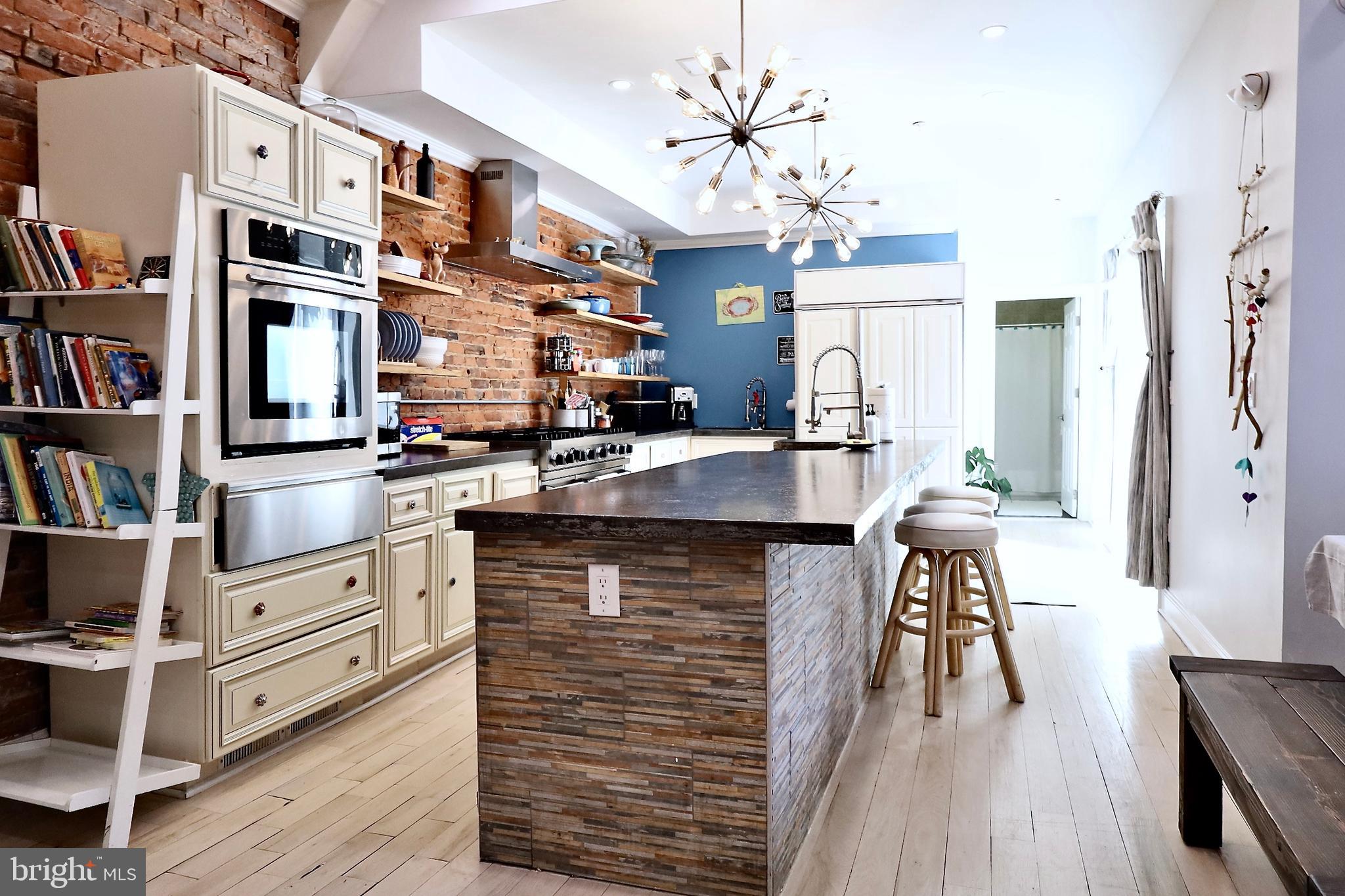 NORRIS SQUARE - Residential Lease