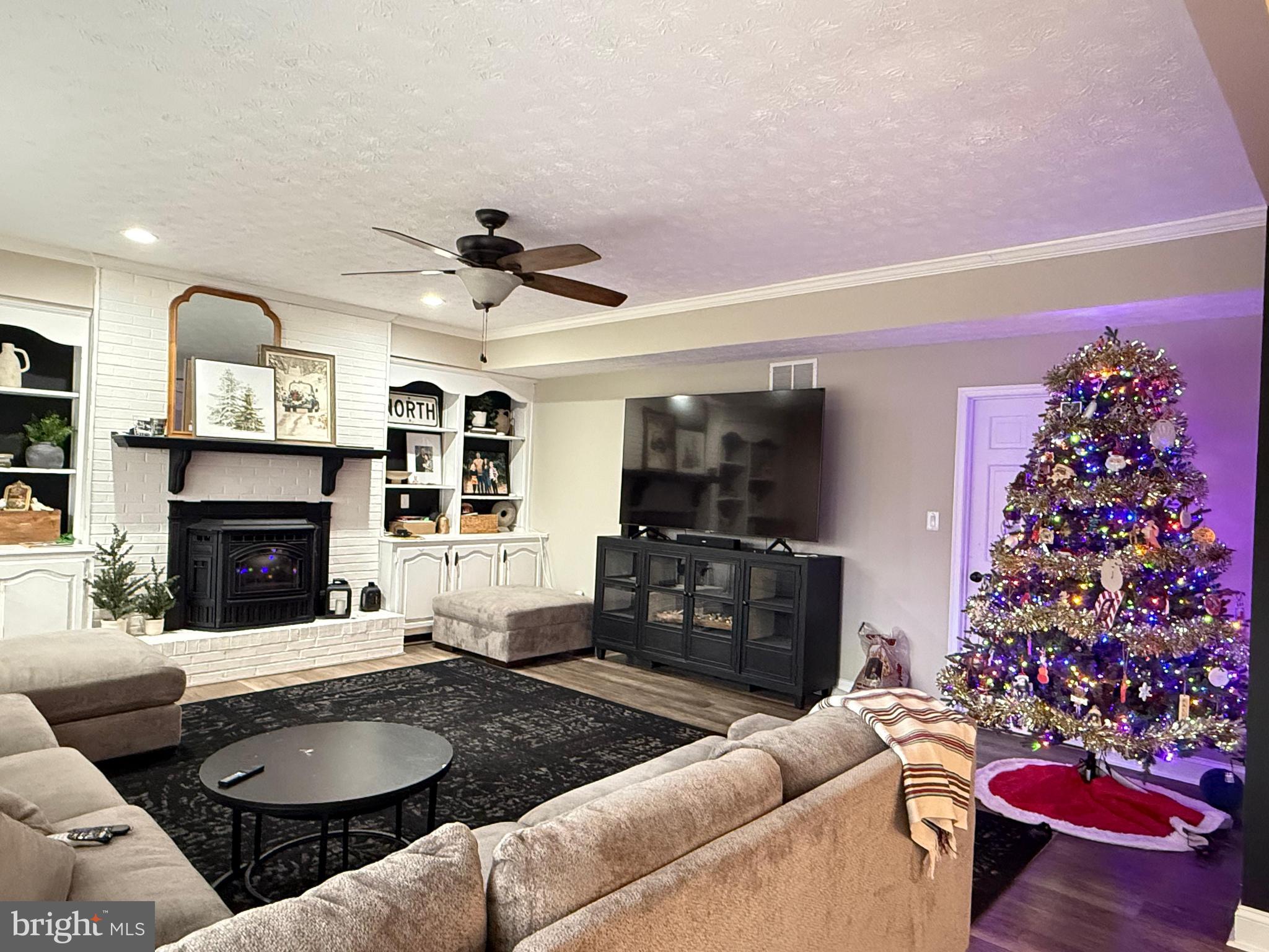 23103 PINEY WOOD CIRCLE