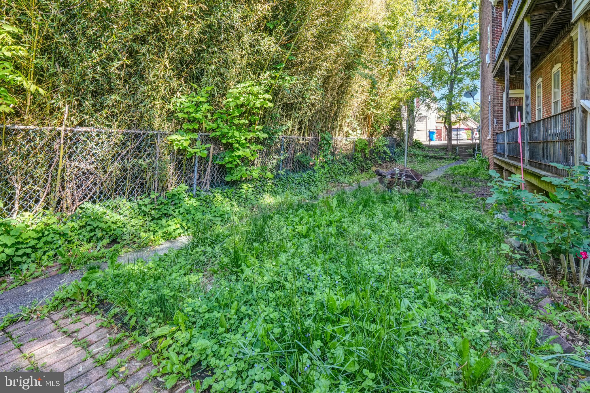 ABBEY DOWNS - Residential