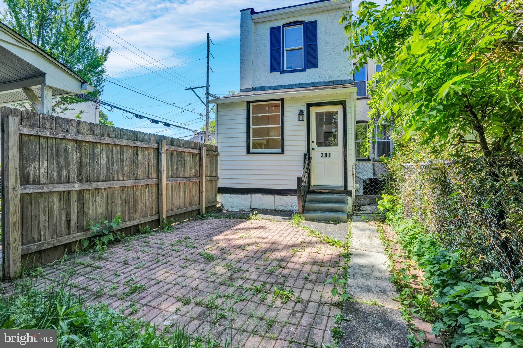 ABBEY DOWNS - Residential