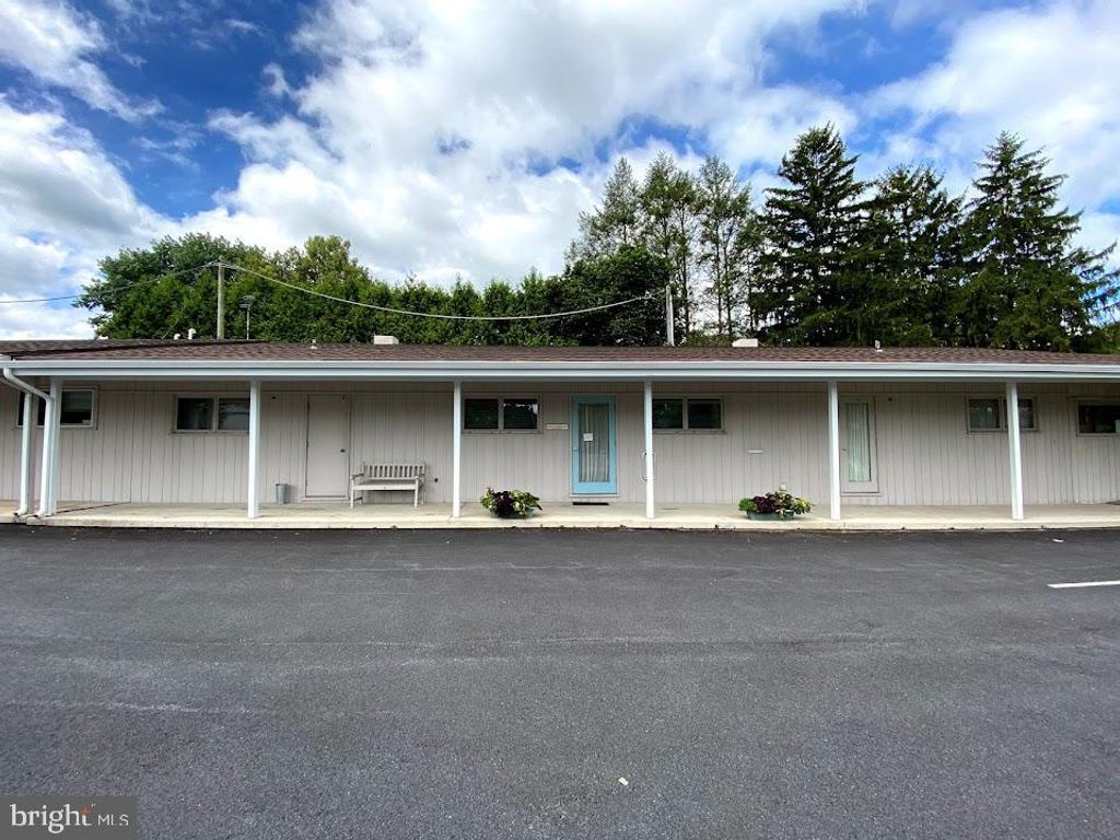 Photo of 1151 Cornwall Road #SUITE 4, LEBANON, PA 17042 (MLS # PALN2018760)