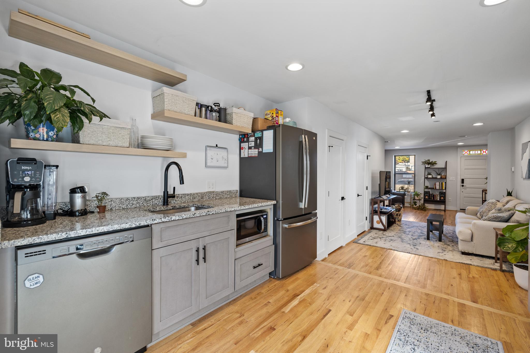 CANTON - Residential