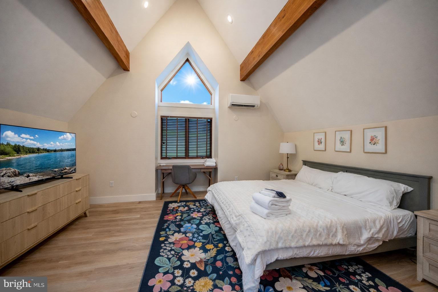 WATERFRONT GREENS - Residential