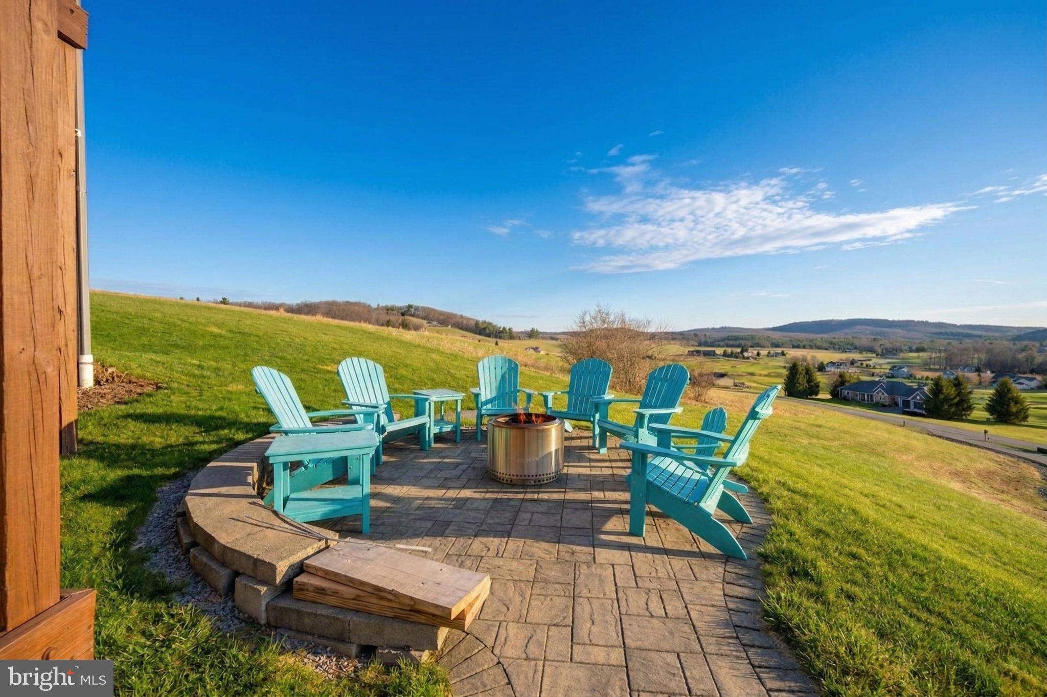 WATERFRONT GREENS - Residential