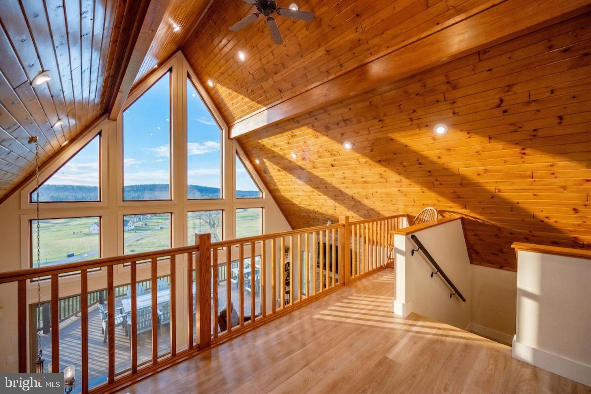 WATERFRONT GREENS - Residential