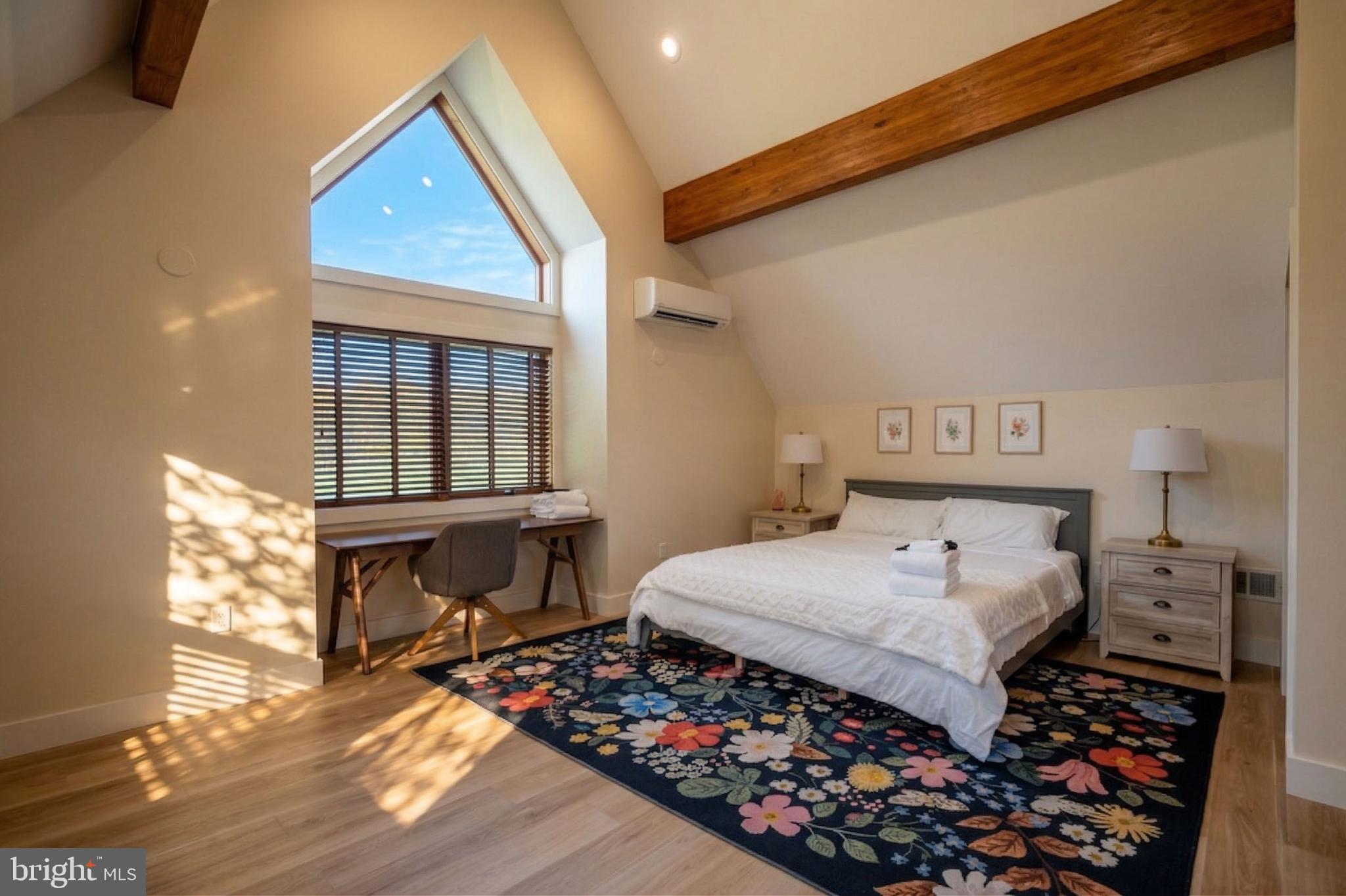 WATERFRONT GREENS - Residential