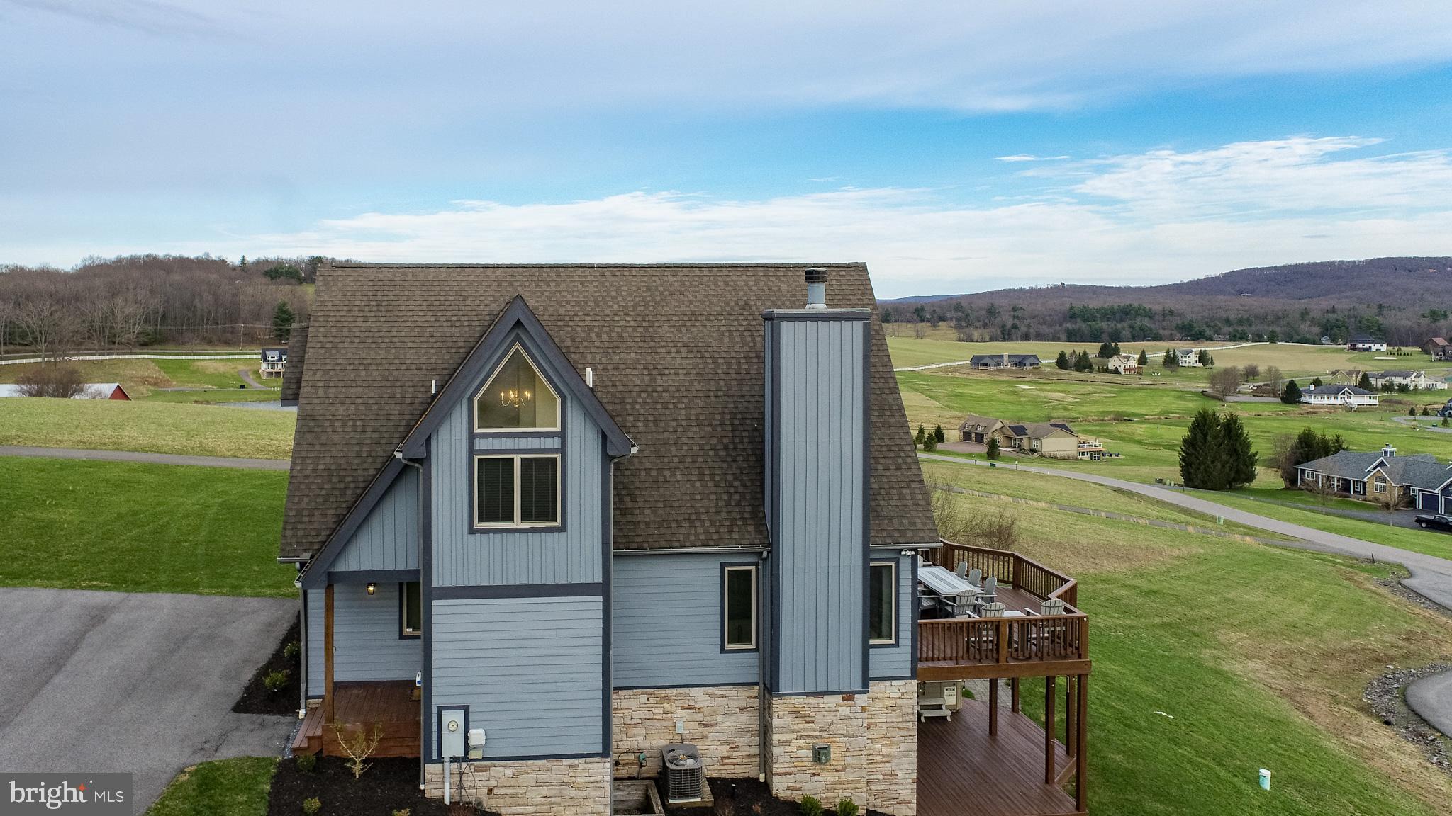 WATERFRONT GREENS - Residential