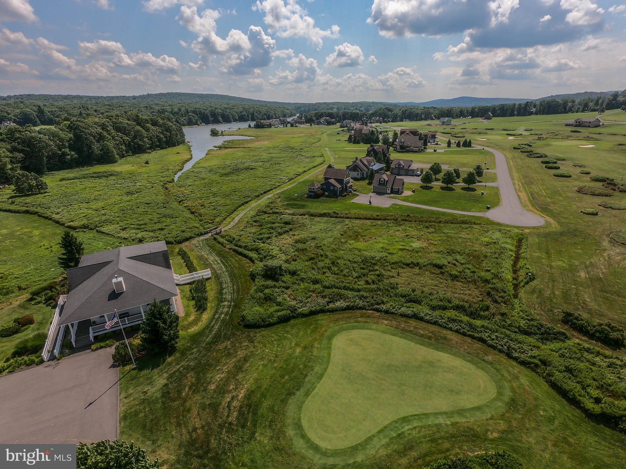WATERFRONT GREENS - Residential