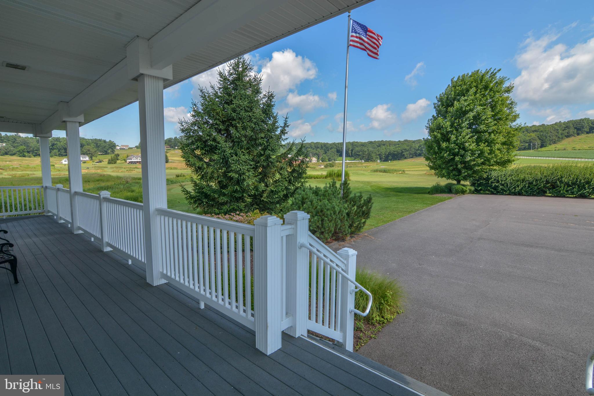 WATERFRONT GREENS - Residential