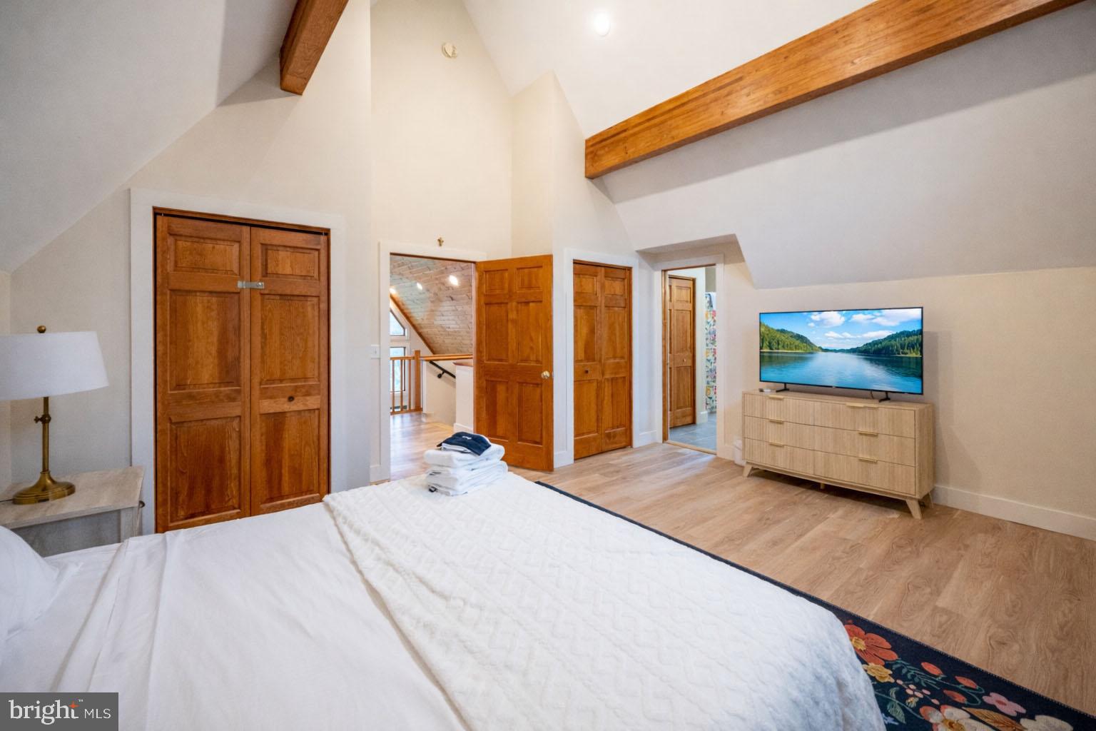 WATERFRONT GREENS - Residential